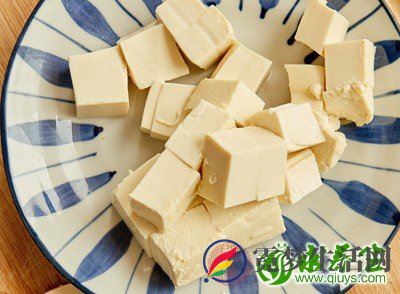 由于此药膳中主要食材是豆腐 由于此药膳中主要食材是豆腐