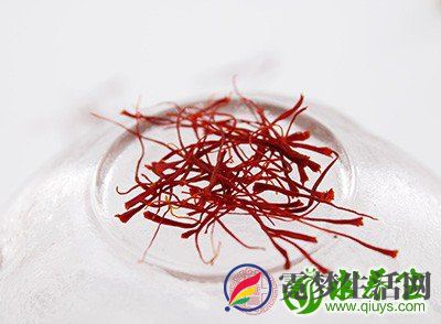 藏红花茶使用的禁忌:孕妇、经期、出血性患者慎用 藏红花茶使用的禁忌:孕妇、经期、出血性患者慎用