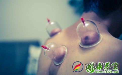 拔罐出水泡怎么回事 原因在这里