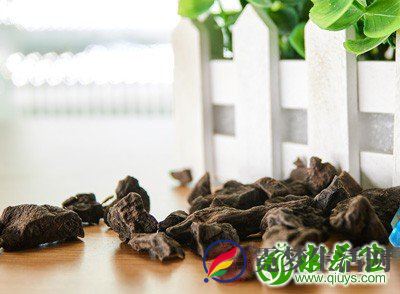 孕妇服用何首乌一定要注意量 孕妇服用何首乌一定要注意量