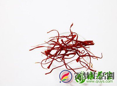 藏红花等入料熬制,汤色鲜艳,菜品营养 藏红花等入料熬制,汤色鲜艳,菜品营养