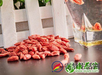 枸杞补肾的正确吃法，杞子鸡汤