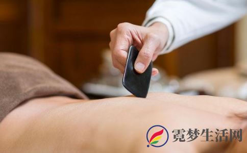刮痧工具有哪些 怎么刮痧才对 刮痧的正确方法