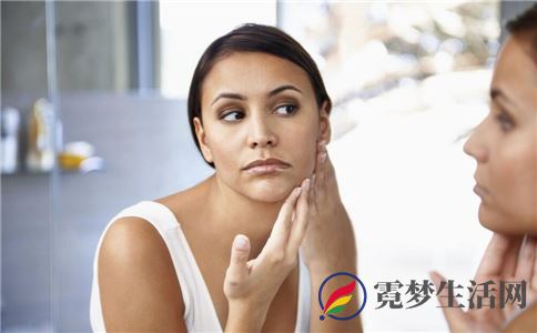脸上长色斑的原因是什么 中医针灸如何祛斑 针灸祛斑的方法是什么
