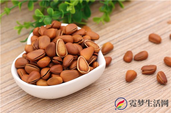 松仁的功效与作用 吃松仁的好处