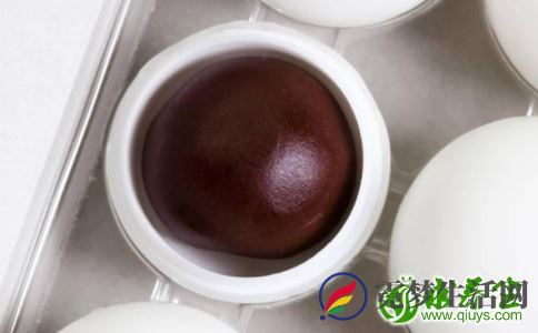 乌鸡白凤丸适应什么症状 乌鸡白凤丸在古代有什么疗效 哪些人群不适合吃乌鸡白凤丸