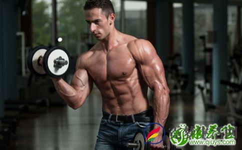 如何拥有腹肌 怎么锻炼腹肌 拥有腹肌要怎么做
