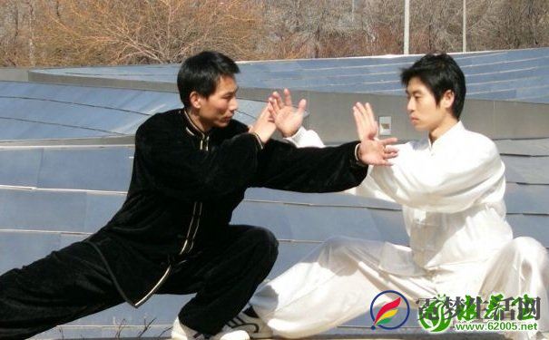 练习太极拳有哪些注意事项？太极拳对环境有哪