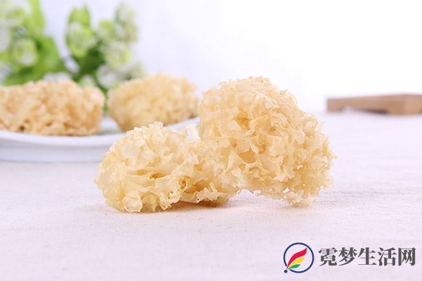 银耳的功效 银耳的好处(图1)